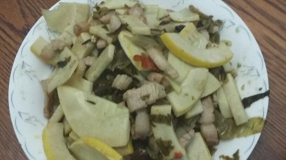 Stirfried bamboo with pickled greens and pork